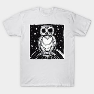 Black and white creepy owl T-Shirt